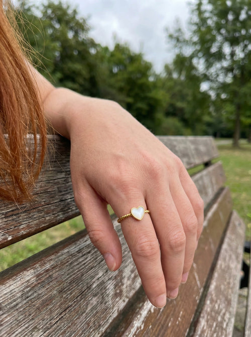 Amora Heart Enamel Ring