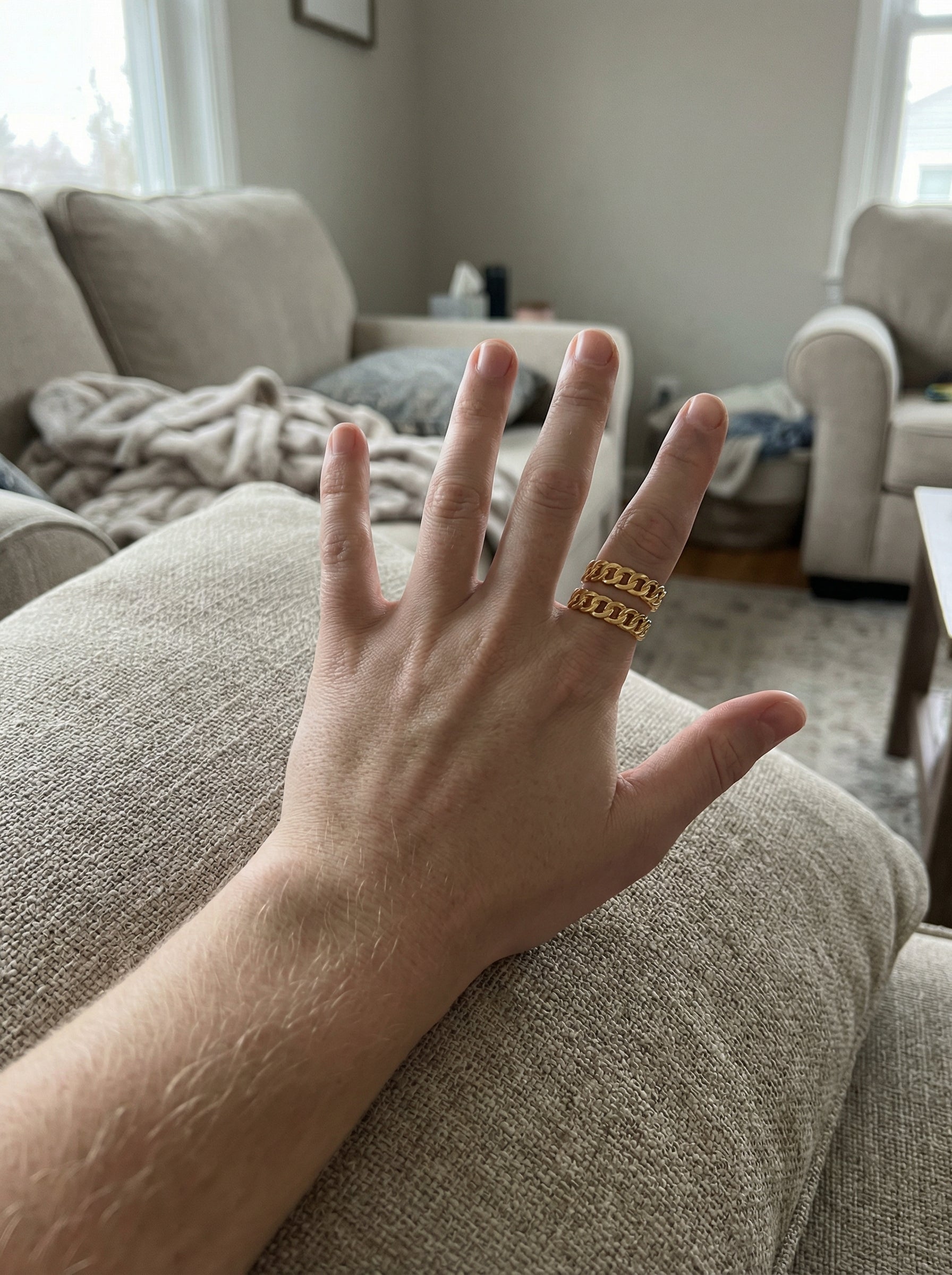 Mila Minimalist Gold Band