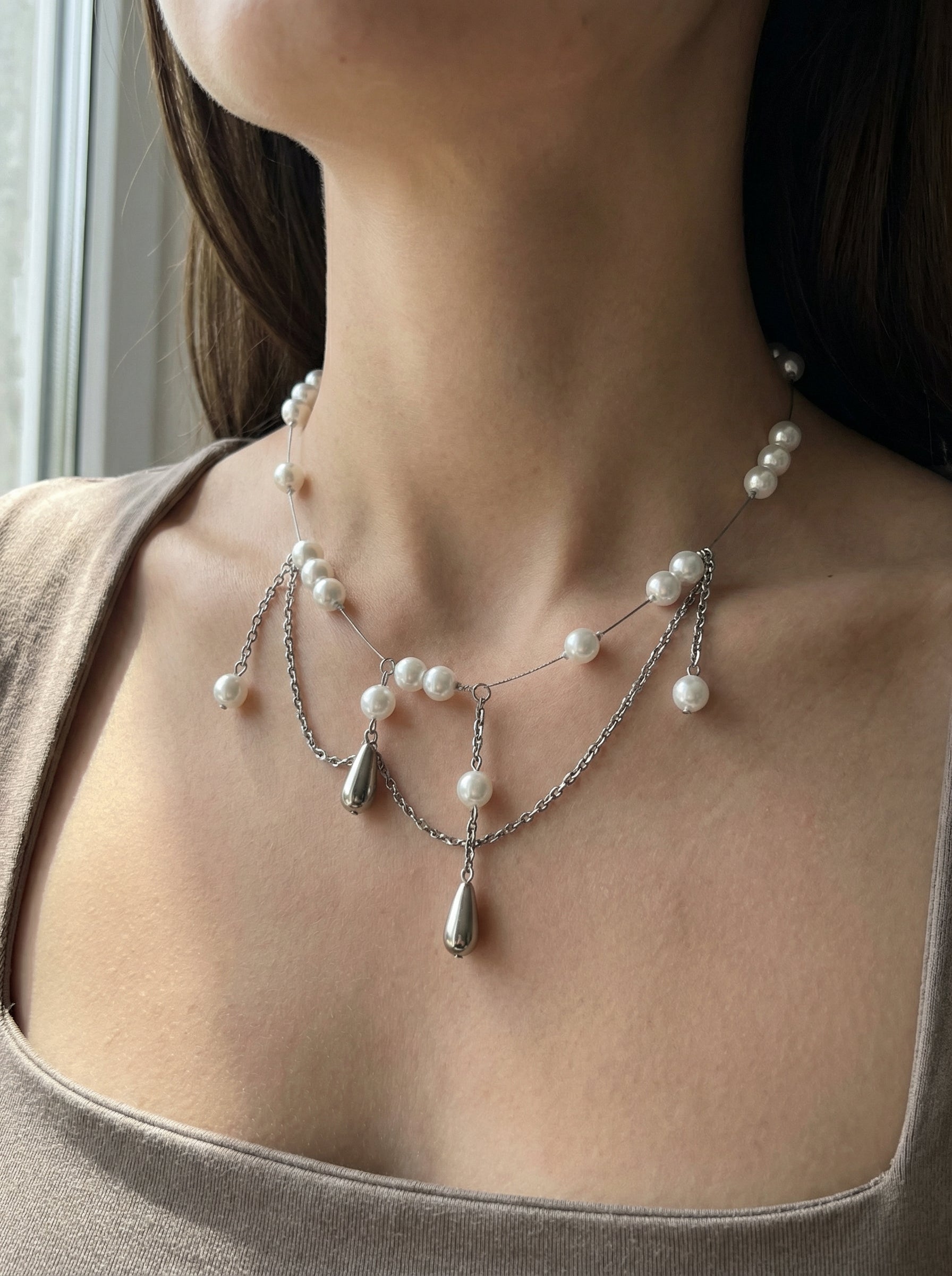 Luna Pearl Drop Necklace