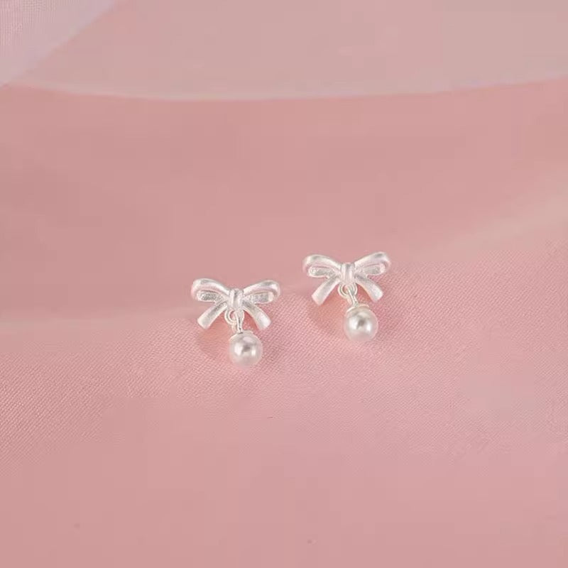 Bellaire Pearl Bow Studs