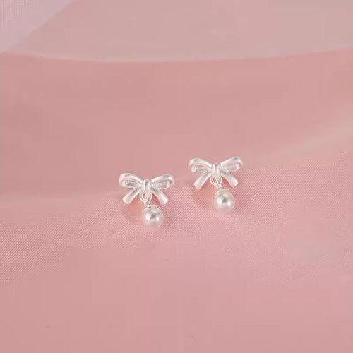 Bellaire Pearl Bow Studs