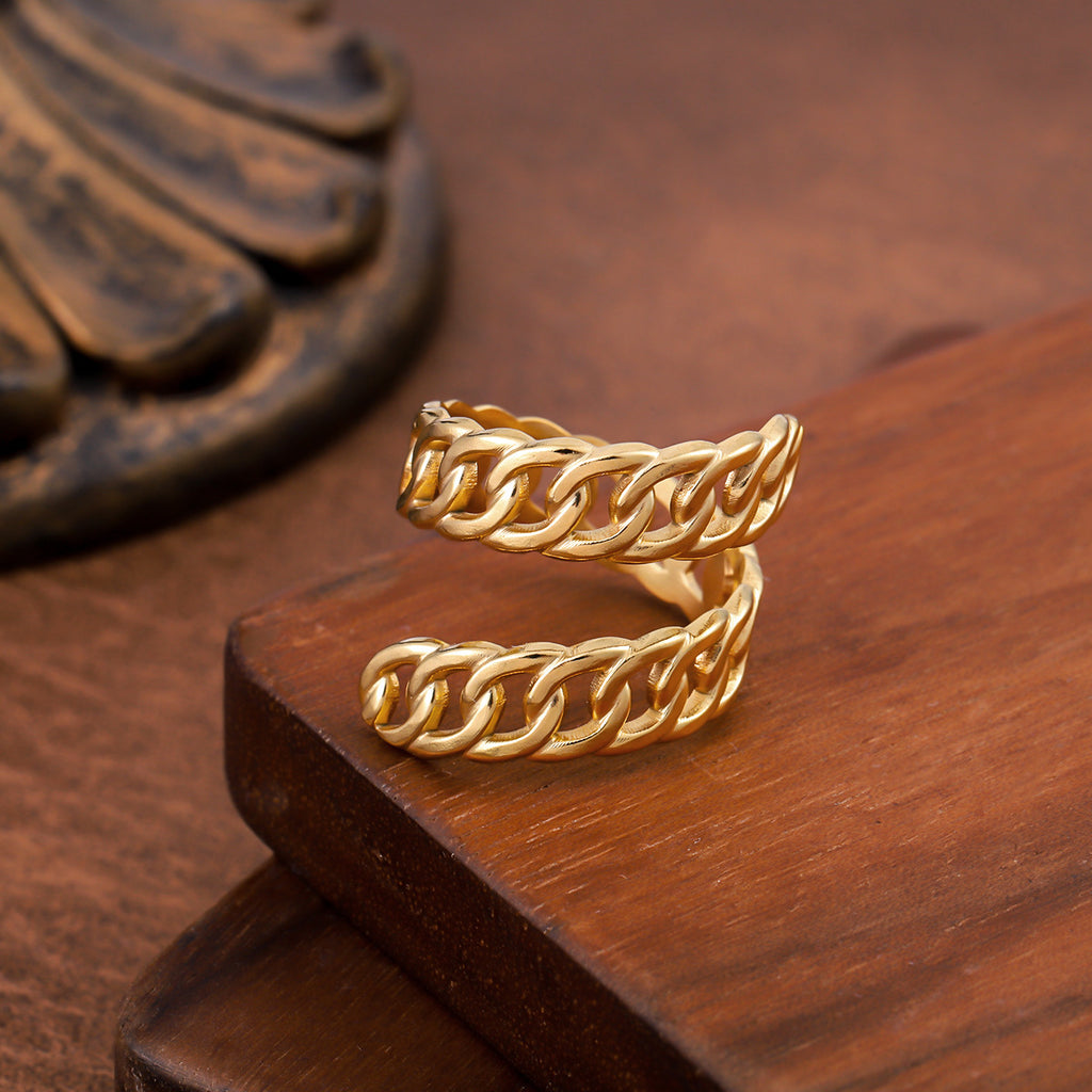 Mila Minimalist Gold Band