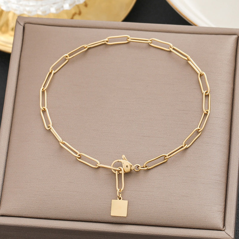 Everly Gold Minimalist Bracelet